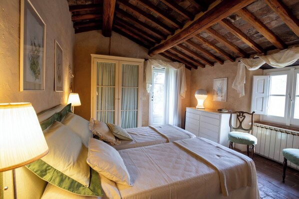 2 Schlafzimmer, Bügeleisen/Bügelbrett, Reisekinderbett, kostenloses WLAN