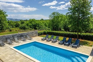 Pool - 4 bedroom villa with private swimming pool , with total privacy (Ružići)