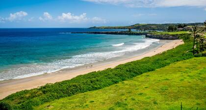 Dine in style in your sleek 2bd high end condo