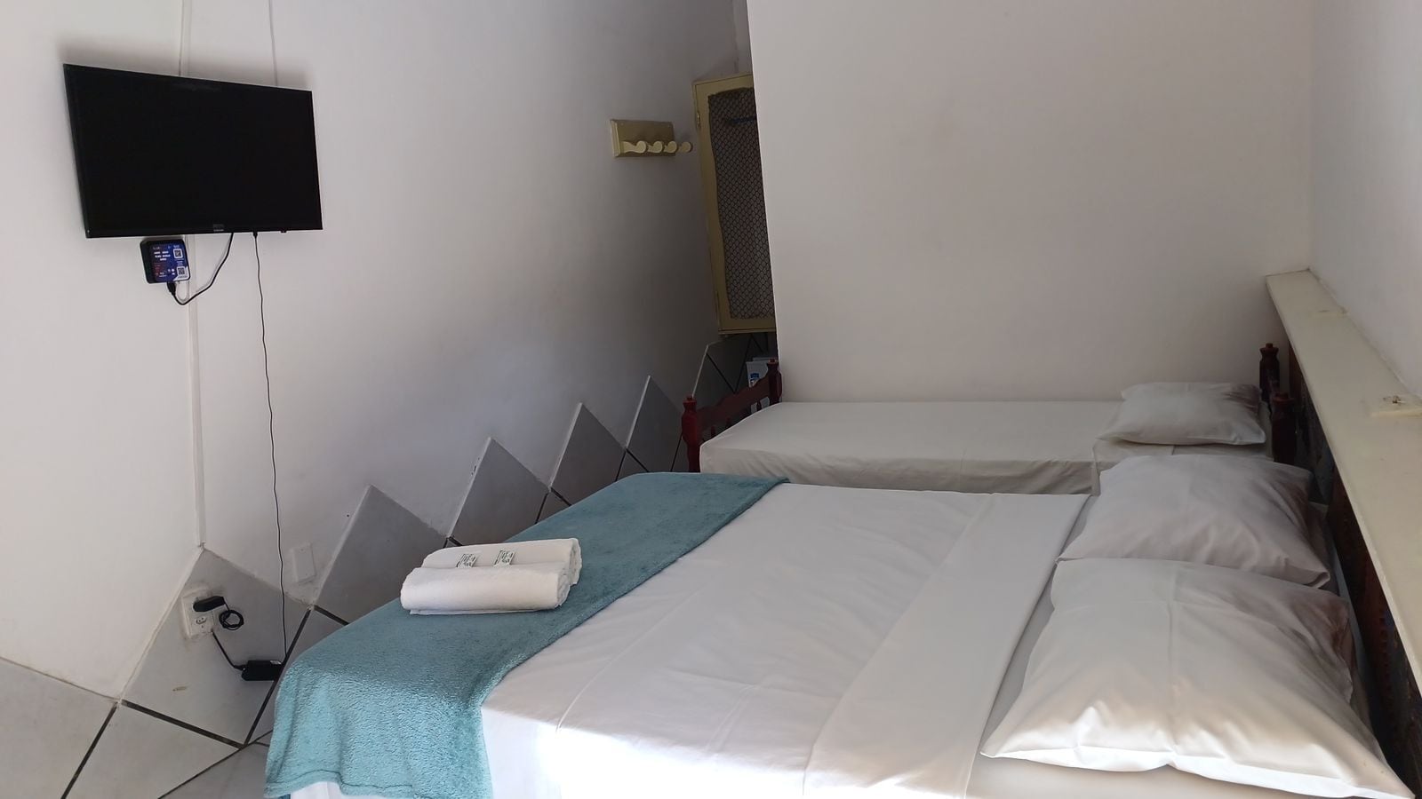Standard Triple Room | Free WiFi, bed sheets