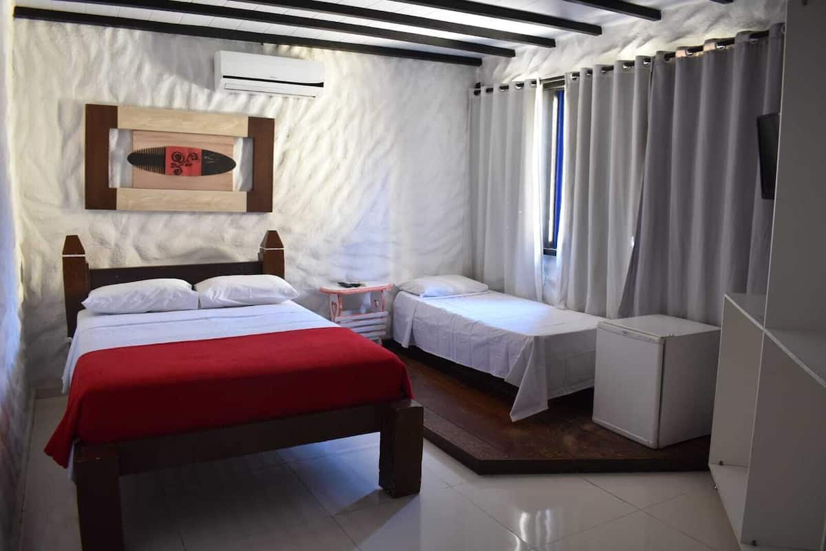 Superior-Vierbettzimmer | Kostenloses WLAN, Bettwäsche