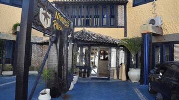 Overnatningsstedets facade