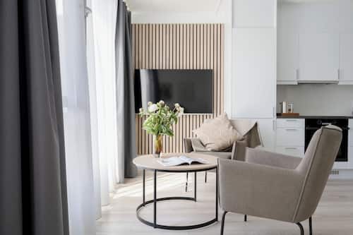 Biggy Apartment - 2 Bedroom | 起居区 | 37-英寸LED 电视 (配备数码频道)、电视