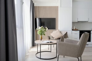 Appartement | Woonruimte | Een 37-inch ledtelevisie met digitale zenders en televisie