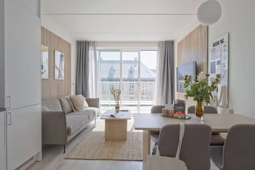 Biggy Apartment - 2 Bedroom | 起居区 | 37-英寸LED 电视 (配备数码频道)、电视