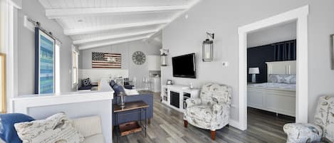 4 bedrooms, iron/ironing board, Internet