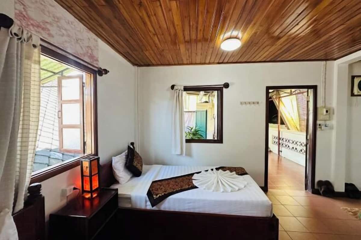 Premium bedding, Select Comfort beds, minibar, individually furnished
