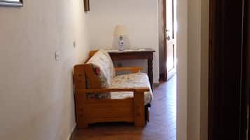 Apartamento tradicional | Zona de estar | Una televisión de plasma