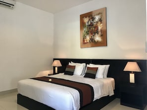 Superior Double Room | Desk, soundproofing, free WiFi, bed sheets - The Celuk Homestay (Jimbaran)