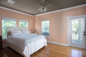 3 slaapkamers, een bureau, gratis wifi, beddengoed