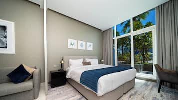 Estúdio luxo | Cortinas blackout, ferros/tábuas de passar roupa, Wi-Fi de cortesia