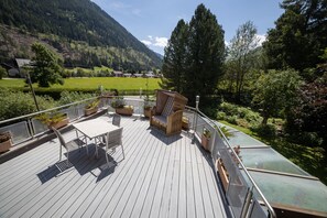 Outdoor dining - Almstudio Plus [4] - Apartments Hohenberger (Mallnitz)
