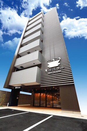 Exterior - Henn na Hotel Osaka Namba (Osaka)