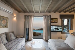 2 bedrooms, iron/ironing board, free WiFi, bed sheets - Holiday Home 'Nike Of Selini Private Pool' with Sea View, Wi-Fi and Air Conditioning (Mykonos)
