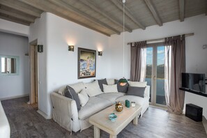 Télévision, chaîne hi-fi