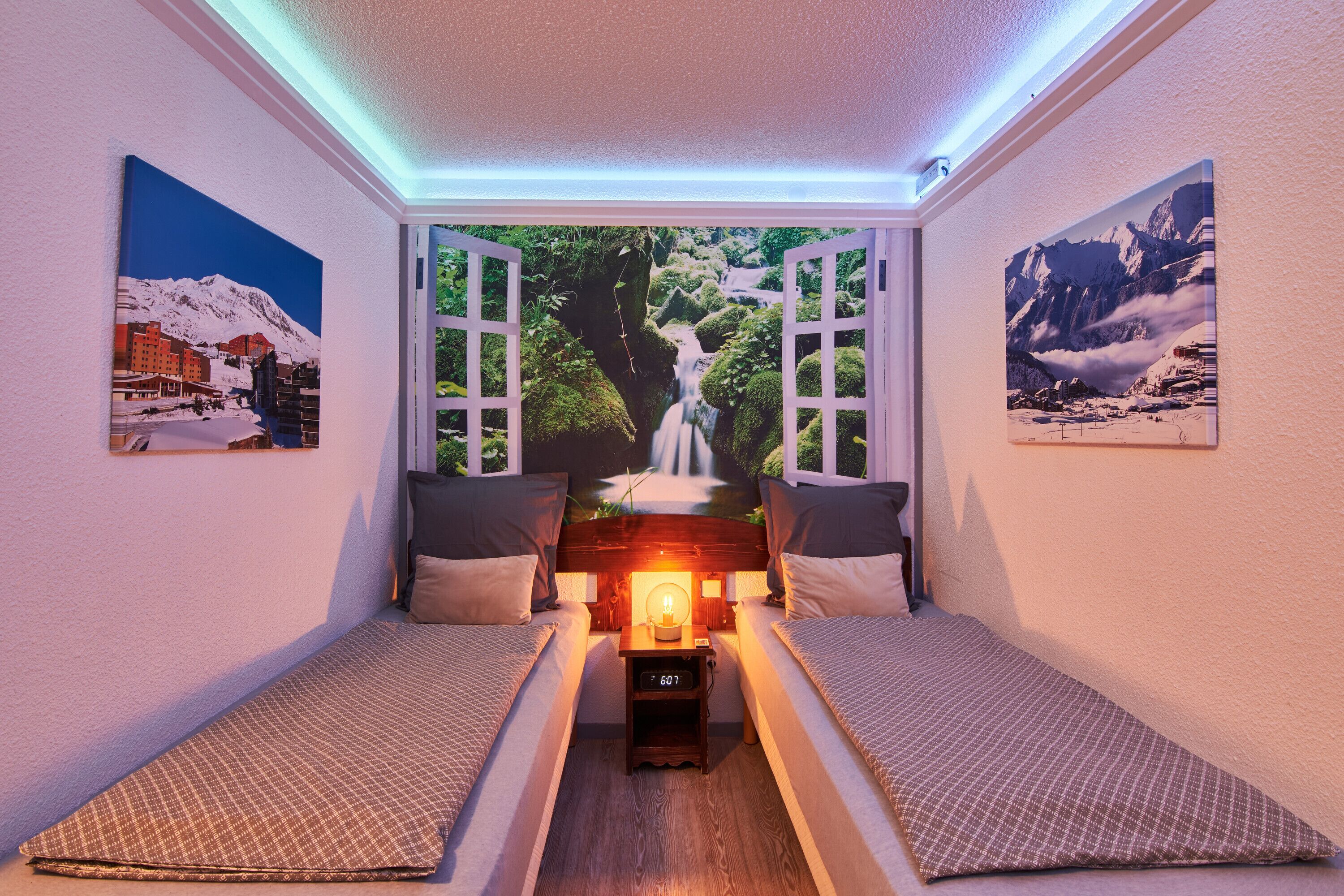 1 habitación, tabla de planchar con plancha, wifi gratis y ropa de cama 