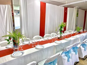 Banquet hall
