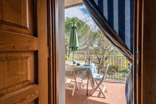 Apartment 'Casa Al Vento ' with Private Pool, Wi-Fi and Air Conditioning