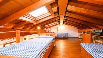 1 chambre, Wi-Fi gratuit, draps fournis