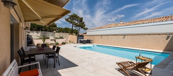 Holiday Home 'Maison Du Lion' with Private Pool, Private Terrace and Wi-Fi