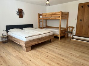 1 chambre, accès au Wi-Fi (inclus), literie fournie
