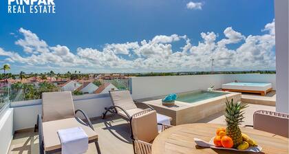 Royal Penthouse Ste/Private Picuzzi/3BR, 5 min from the beach