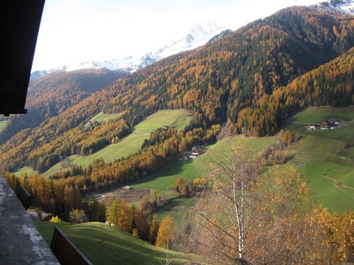 Apartment 'Oberhöhe Apt Talblick' with Mountain View, Private Terrace and Wi-Fi