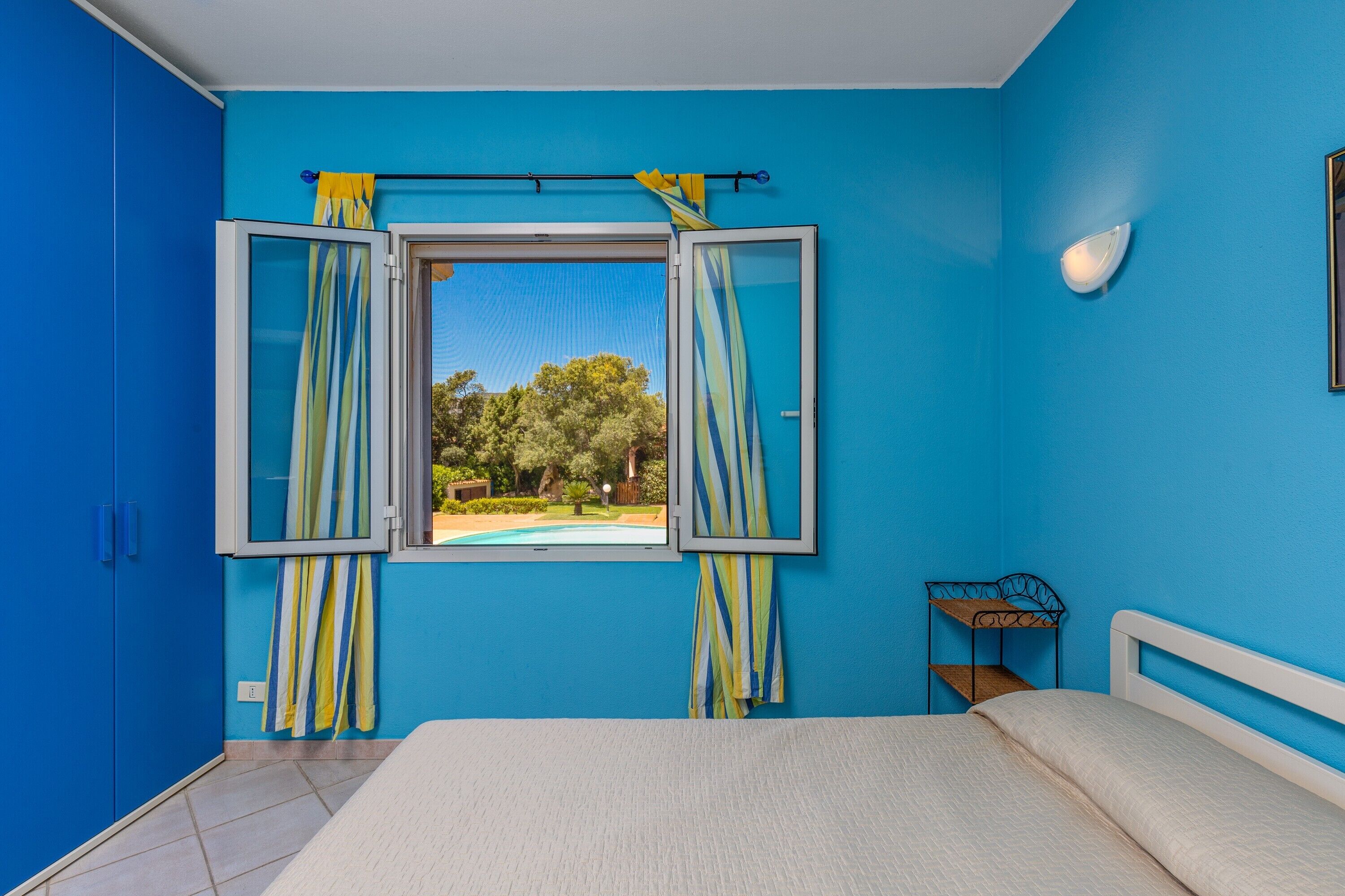 2 slaapkamers, een strijkplank/strijkijzer, gratis wifi, beddengoed