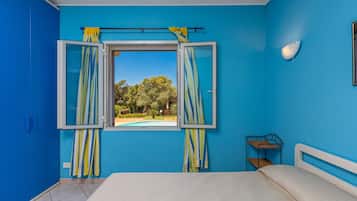 2 slaapkamers, een strijkplank/strijkijzer, gratis wifi, beddengoed