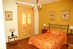 3 bedrooms, free WiFi, bed sheets