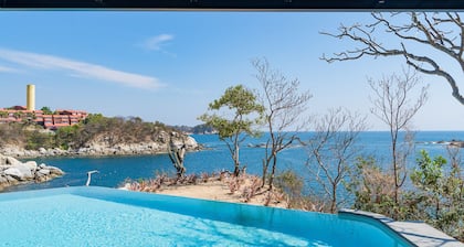 Penthouse | Views + Beach Access + Rooftop Terrace