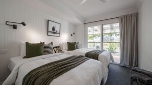 4 Schlafzimmer, Bügeleisen/Bügelbrett, kostenloses WLAN, Bettwäsche
