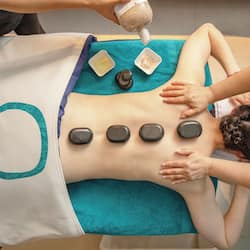 Couples treatment rooms, hot tub, body treatments, aromatherapy