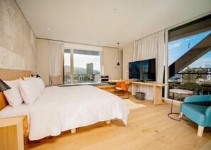 Junior Suite King