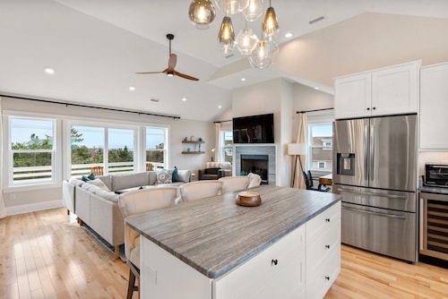 Makai NéNé: New Build | Hot Tub | Water Views