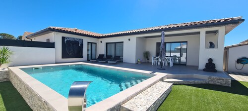 Air-conditioned villa with pool Cévennes view