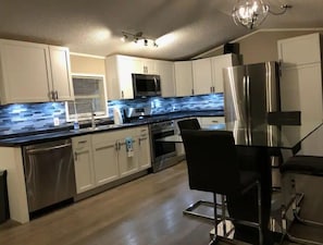 Fridge, microwave, oven, stovetop - Traverse City's, Best Kept Secret (Traverse City)
