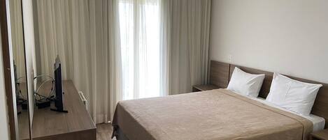 1 bedroom, WiFi, bed sheets
