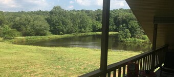 a cozy, quiet, rural hideaway close to everything3