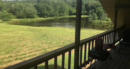 a cozy, quiet, rural hideaway close to everything3