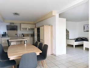 Comfort House, 6 Bedrooms | Private kitchen | Fridge, microwave, stovetop, coffee/tea maker - Vollmöblierte Wohnungen in Münster (Münster)