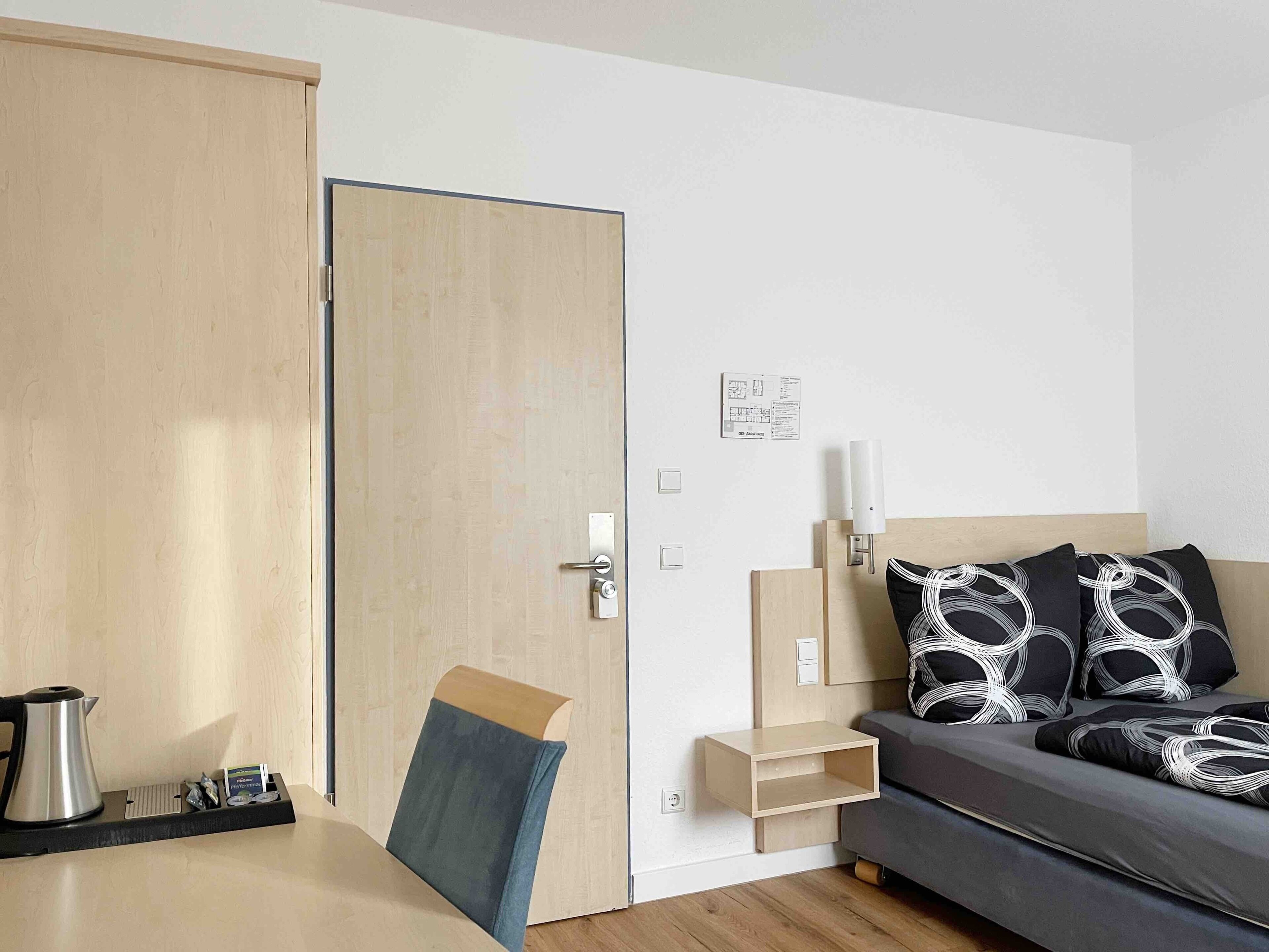 Classic Double Room | Desk, blackout drapes, free WiFi, bed sheets