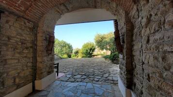 Enceinte de lâhĂ©bergement