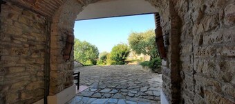 MARENCO LANGHE COUNTRY HOUSE Gillo House | with pool, garden, view, wi-fi