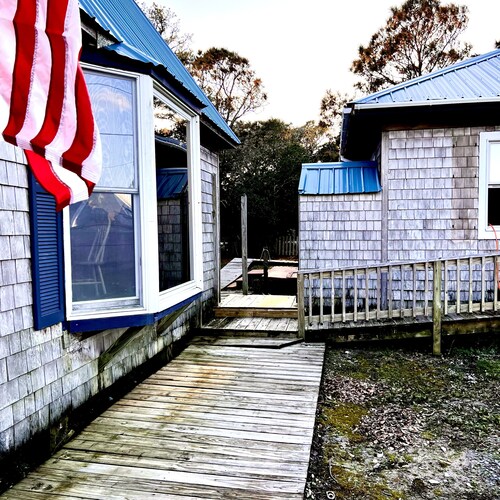 Pearl is the perfect spot to enjoy Spring on Ocracoke
