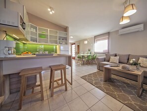 TV - App. B - Grünes Appartment (Vir)