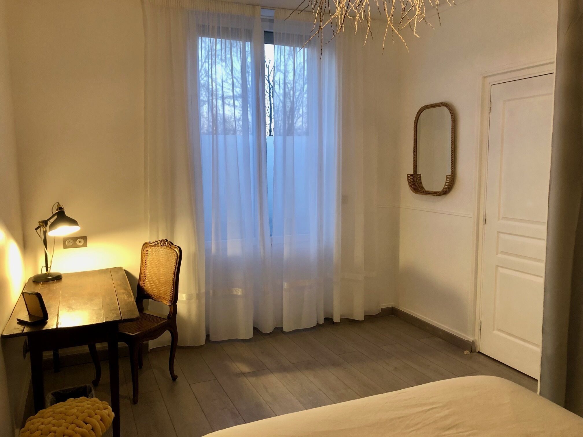 1 chambre, bureau, Wi-Fi gratuit, draps fournis