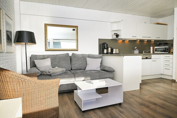 Fernseher, Stereoanlage