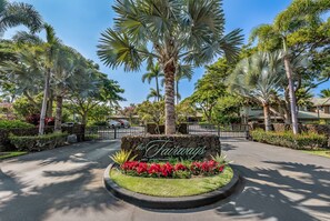 Property grounds - Mauna Lani Fairways #204: Tropical Home w/spa, lanai, lagoon pool & activities (Kamuela)