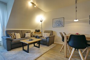 Tv, dvd-afspiller, stereoanlæg